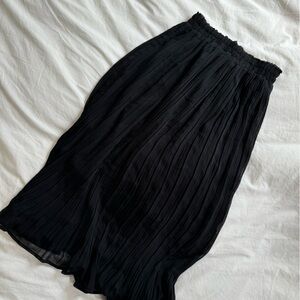 Oak + Fort Black Pleated Midi Skirt